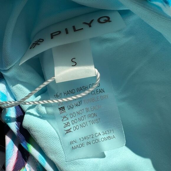 PILYQ Palmas Knot Adjustable Strap Bikini Top Swim Bathing Suit Padded NWT Small - Picture 8 of 8